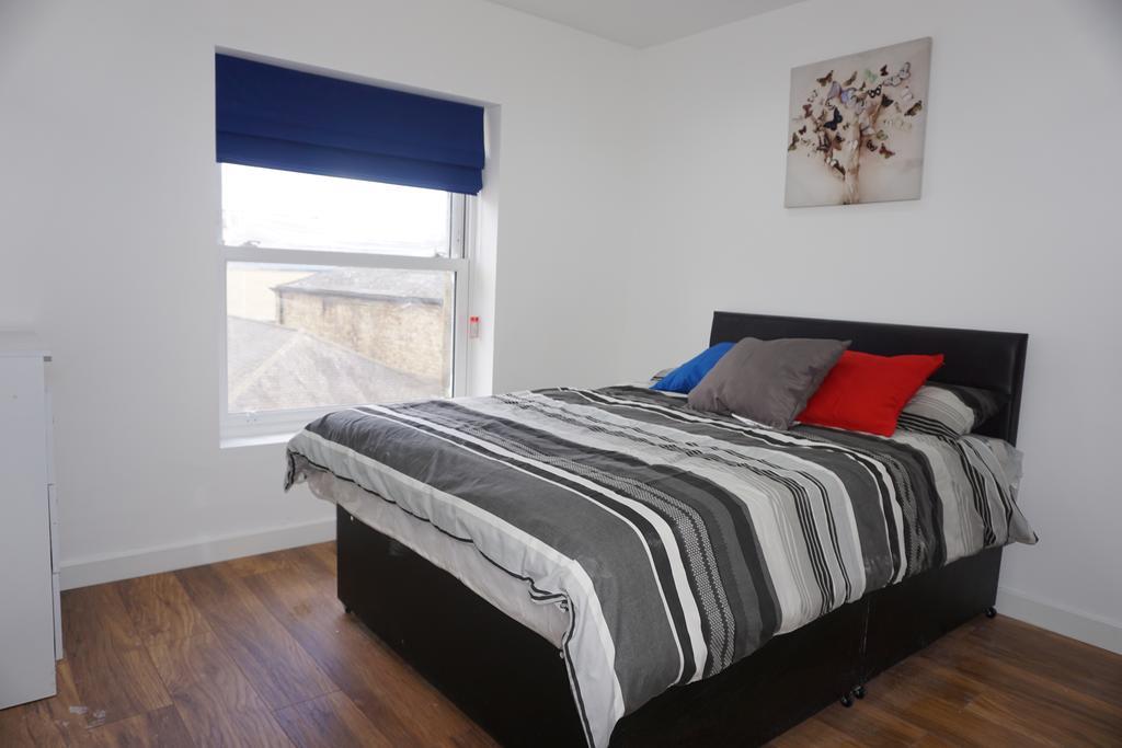 Town Centre Apartments Dewsbury Exterior photo
